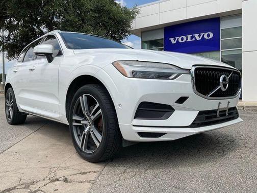 2019 Volvo XC60 T5 Momentum