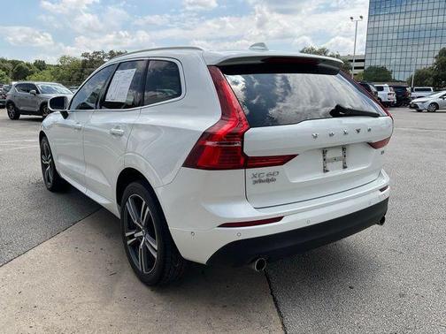 2019 Volvo XC60 T5 Momentum