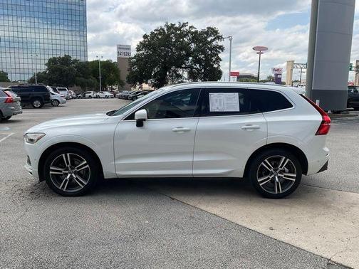 2019 Volvo XC60 T5 Momentum