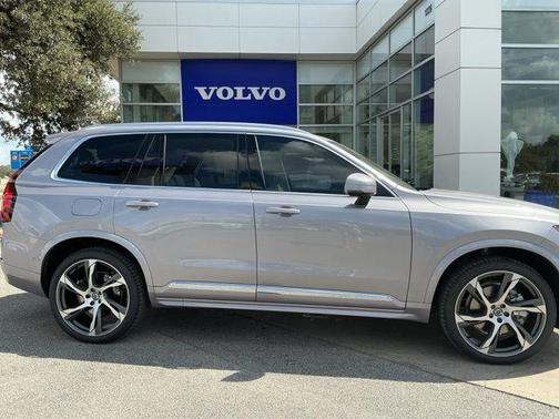 2026 Volvo XC90 B6 Ultra 7-Seater