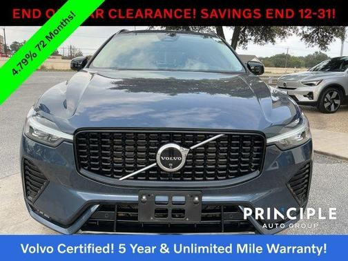 2024 Volvo XC60 B5 Plus Dark Theme