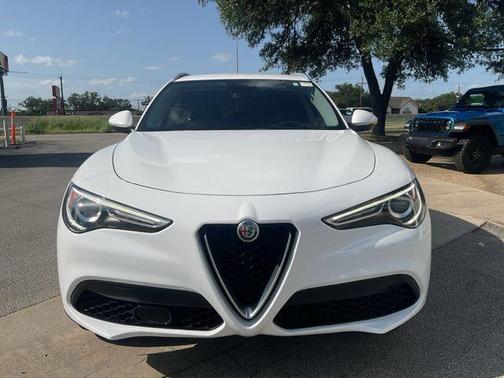 2019 Alfa Romeo Stelvio Base