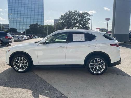 2019 Alfa Romeo Stelvio Base