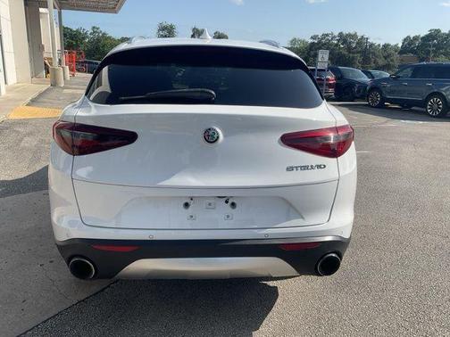 2019 Alfa Romeo Stelvio Base