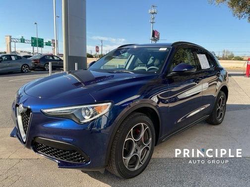 2018 Alfa Romeo Stelvio Base