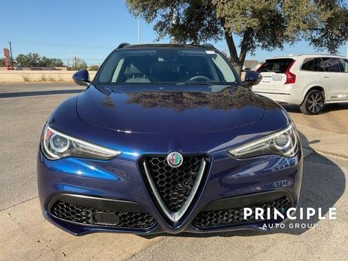 2018 Alfa Romeo Stelvio Base