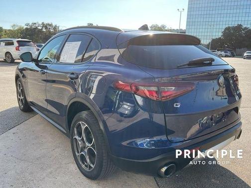 2018 Alfa Romeo Stelvio Base