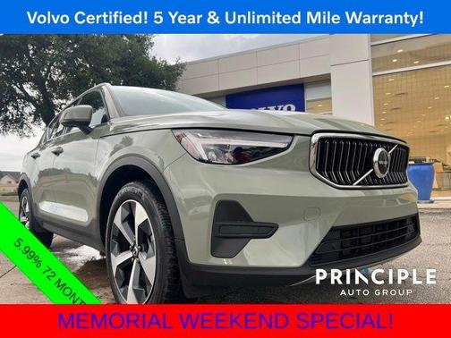 2024 Volvo XC40 B5 Core
