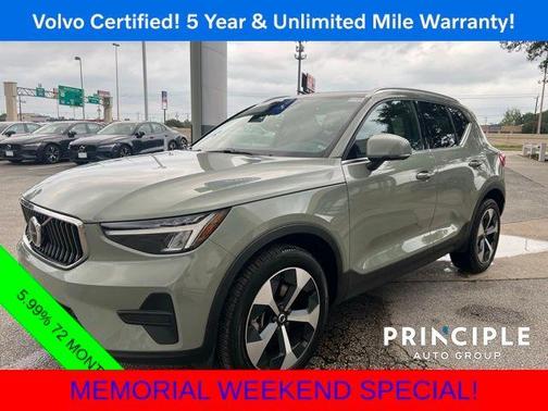 2024 Volvo XC40 B5 Core