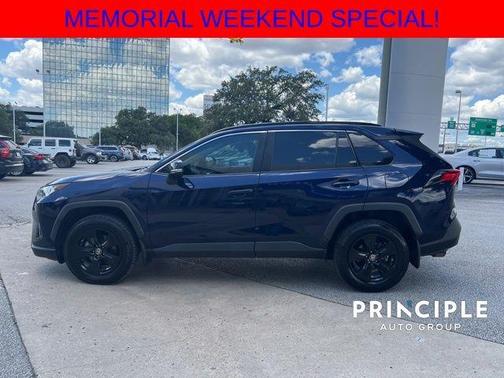 2021 Toyota RAV4 XLE