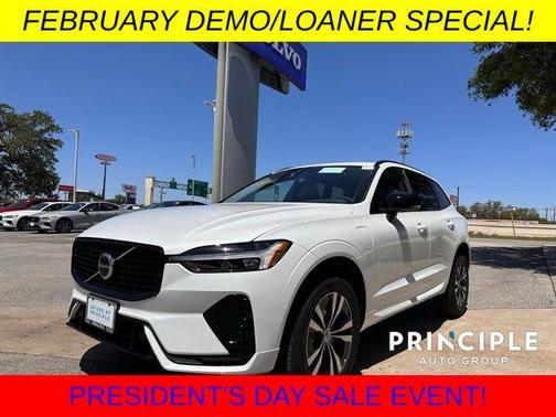 2025 Volvo XC60 Plug-In Hybrid T8 Core