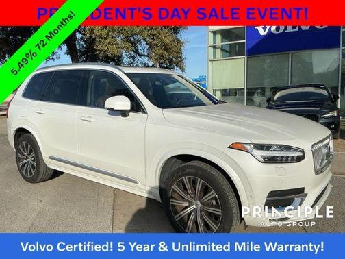 2023 Volvo XC90 B5 Plus