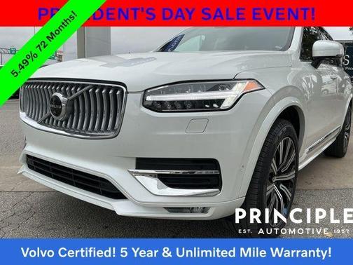 2023 Volvo XC90 B5 Plus