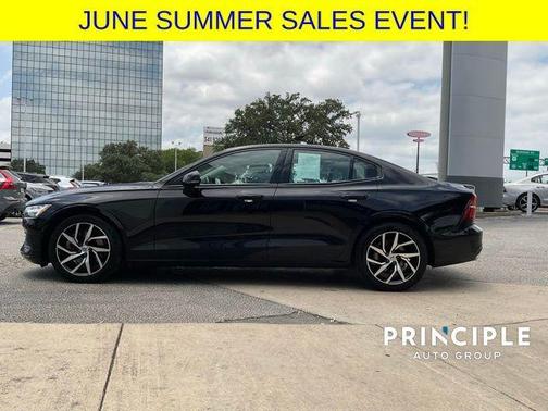 2020 Volvo S60 T5 Momentum