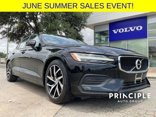 2020 Volvo S60 T5 Momentum