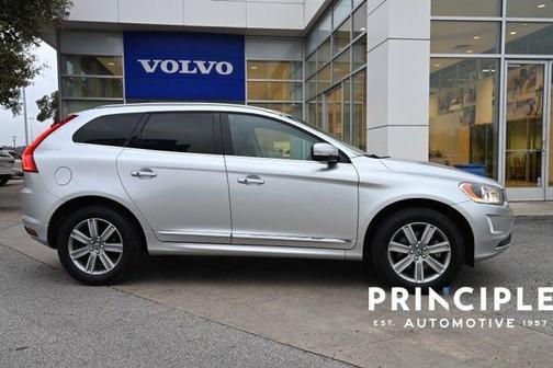 2017 Volvo XC60 T5 Inscription