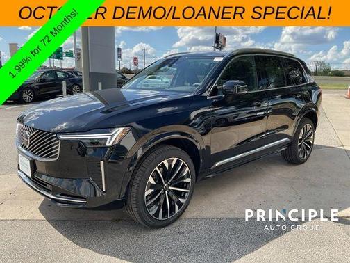 2026 Volvo XC90 B5 Core