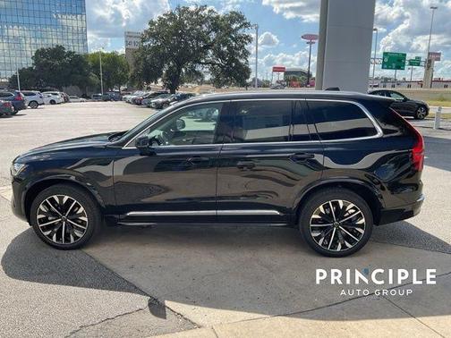 2026 Volvo XC90 B5 Core