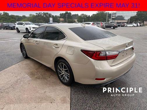 2017 Lexus ES 350 Base