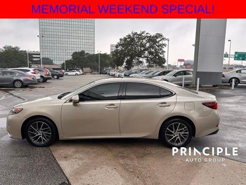 2017 Lexus ES 350 Base