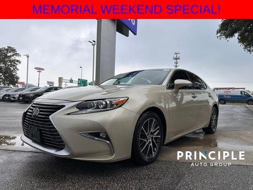 2017 Lexus ES 350 Base