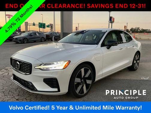 2024 Volvo S60 Recharge Plug-In Hybrid T8 Ultimate Dark Theme