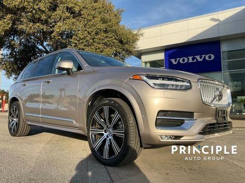 2024 Volvo XC90 B6 Plus Bright Theme 7-Seater
