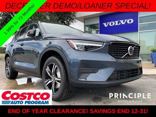 2026 Volvo XC40 B5 Core