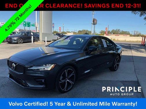 2024 Volvo S60 B5 Plus Dark Theme