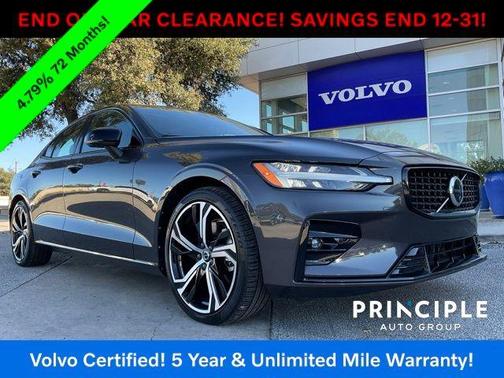 2024 Volvo S60 B5 Plus Dark Theme