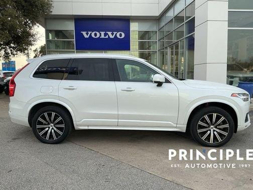 2023 Volvo XC90 B5 Core