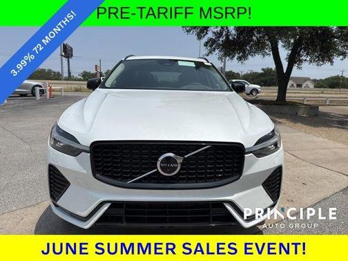 2025 Volvo XC60 B5 Plus