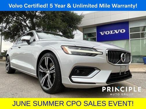 2022 Volvo S60 B5 Inscription