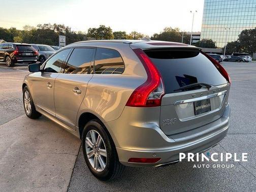2016 Volvo XC60 T6 Drive-E