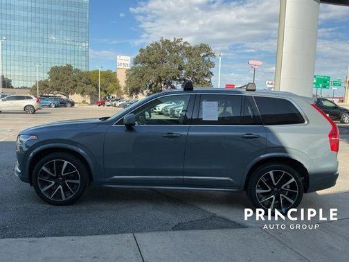 2023 Volvo XC90 B6 Plus 7-Seater