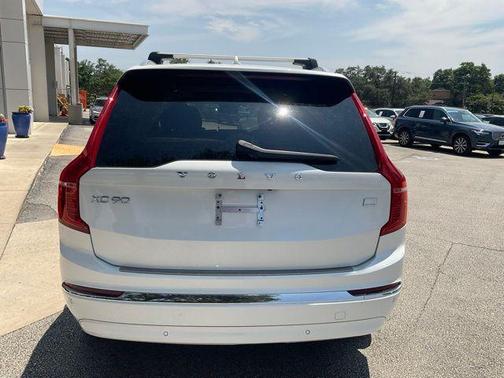 2023 Volvo XC90 Recharge Plug-In Hybrid T8 Plus Bright Theme 7 Passenger
