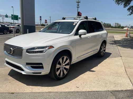 2023 Volvo XC90 Recharge Plug-In Hybrid T8 Plus Bright Theme 7 Passenger