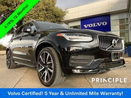 2022 Volvo XC90 T6 Momentum 7 Passenger