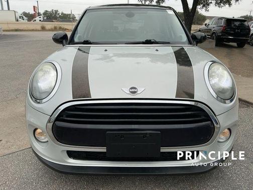 2017 MINI Hardtop Cooper