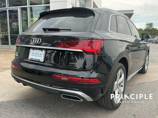 2024 Audi Q5 45 S line quattro Premium