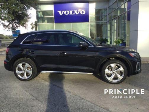 2024 Audi Q5 45 S line quattro Premium