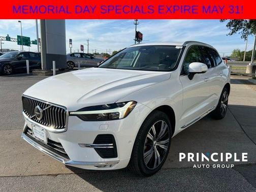 2023 Volvo XC60 B5 Plus Bright Theme
