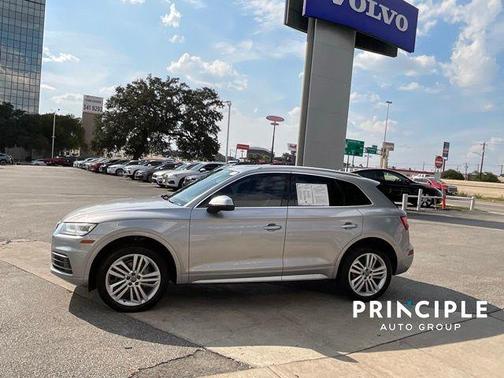 2018 Audi Q5 2.0T Premium Plus