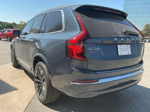 2026 Volvo XC90 B5 Plus 7-Seater