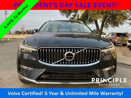 2023 Volvo XC60 B5 Plus Bright Theme