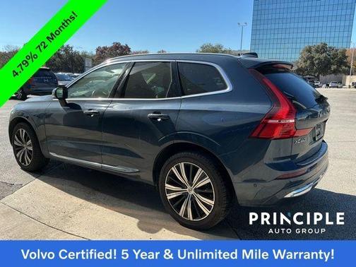 2023 Volvo XC60 B5 Plus Bright Theme