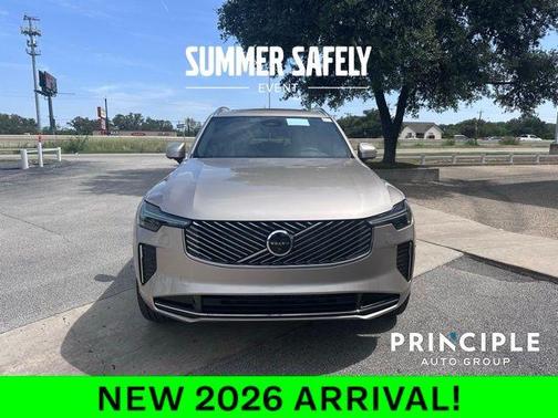 2026 Volvo XC90 B5 Plus