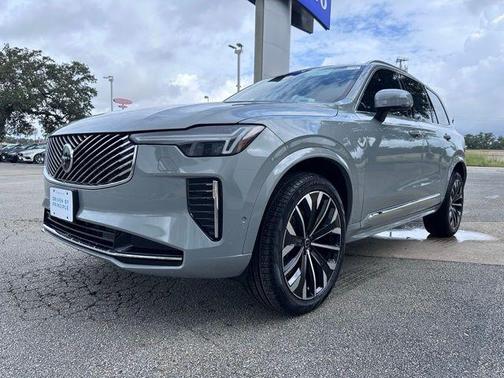 2026 Volvo XC90 B6 Ultra 7-Seater