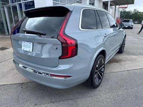 2026 Volvo XC90 B6 Ultra 7-Seater