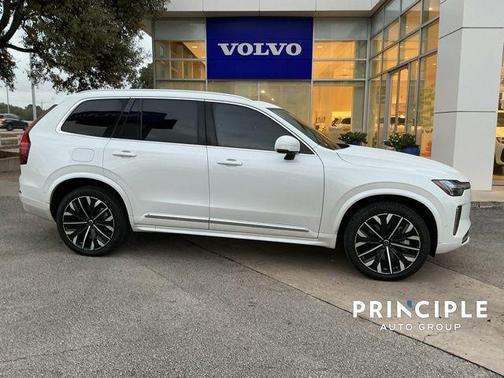2025 Volvo XC90 Plug-In Hybrid T8 Ultra 7-Seater